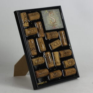 Tablou dopuri de vin Cramele Recas